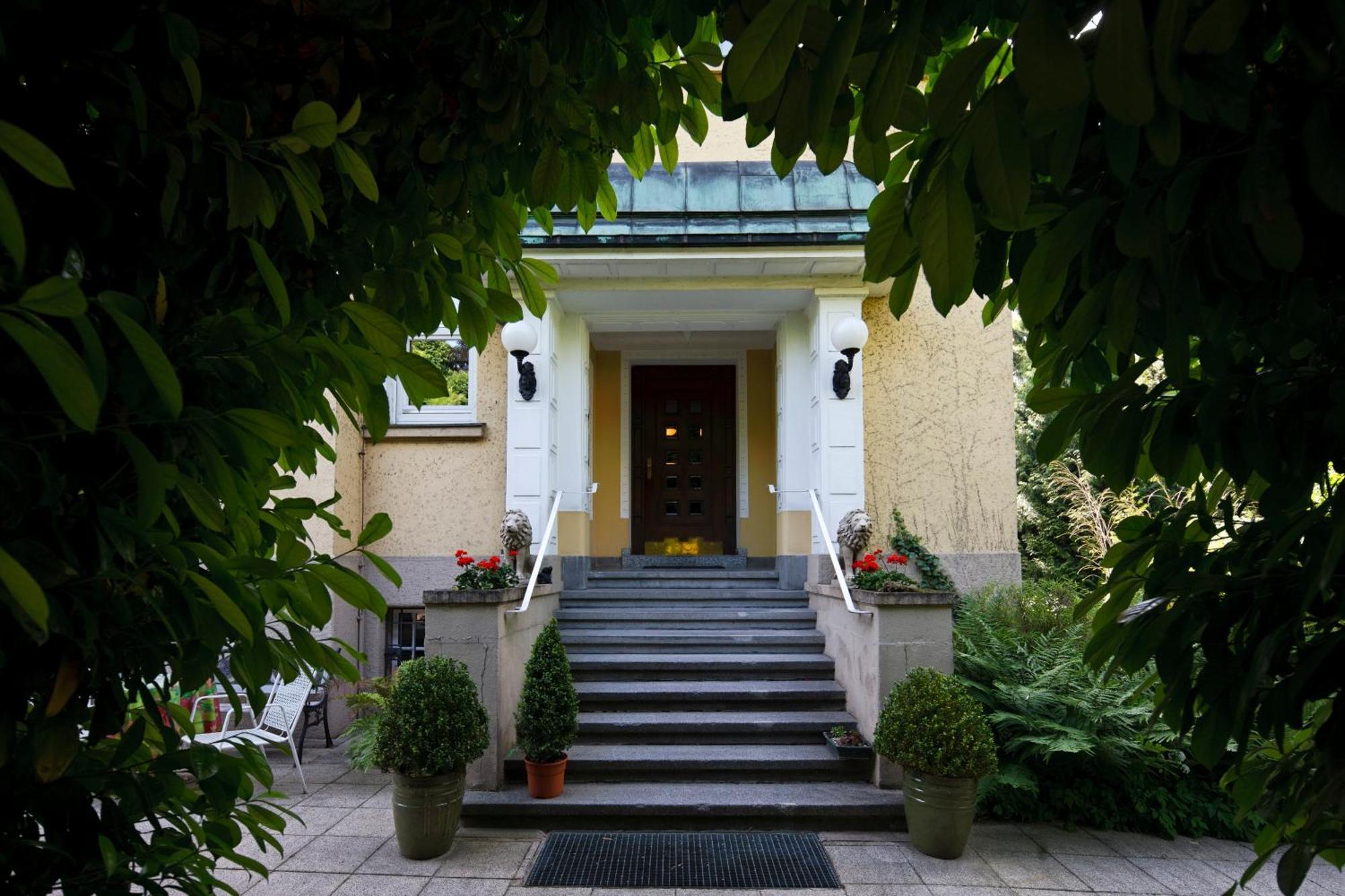 Hotel Park Villa Heilbronn Bagian luar foto